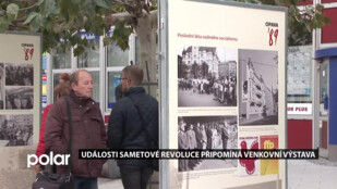 Opavané vzpomínají na události sametové revoluce venkovní výstavou