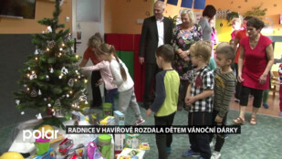 Vánoce sice budou až za pár dnů, havířovská radnice už ale Ježíška rozdělila