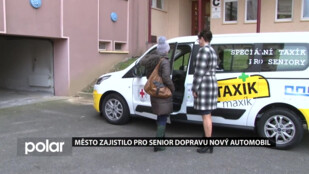 Seniory v Havířově bude vozit nový automobil Taxík Maxík