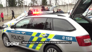 Nová policejní auta mají i kufr na samopaly. MS kraj jich dostal 70