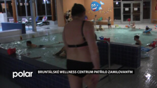 Valentýn ve vodě. Bruntálské Wellness centrum patřilo zamilovaným