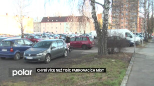 Chybí více než tisíc parkovacích míst