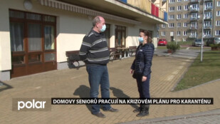 Domovy seniorů se snaží zamezit zavlečení nákazy. Pracují i na krizovém plánu pro karanténu