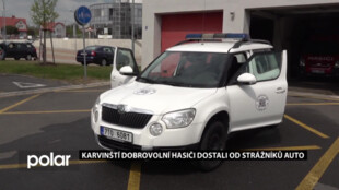 Karvinští dobrovolní hasiči dostali od městských strážníků auto