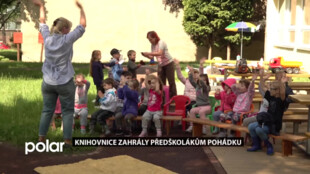 Karvinské knihovnice zahrály předškolákům pohádku ke Dni dětí