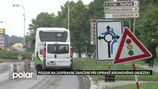 Pozor na dopravní značení při opravě kruhového objezdu u nemocnice v Orlové