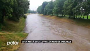 Situace se uklidňuje v celém MS kraji. Vodní toky klesají