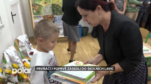 Prvňáčci poprvé zasedli do školních lavic