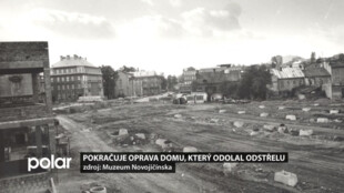 Pokračuje oprava historického domu v moderní zástavbě, který odolal odstřelu