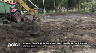 Rekonstrukce parku u Domu PZKO probíhá podle plánu