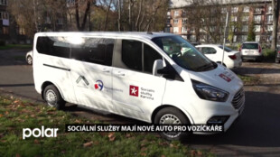 Sociální služby Karviná mají nové auto pro imobilní klienty na vozíku