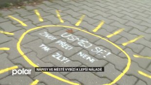 Nápisy na chodnících nejsou vandalismem, vybízí k lepší náladě