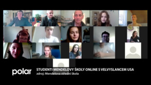 Studenti Mendelovy školy diskutovali s velvyslancem USA