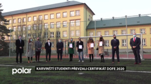 Studenti karvinského gymnázia převzali certifikát DofE 2020