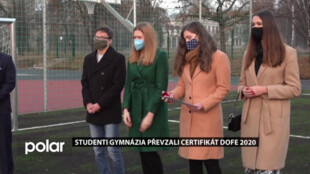 Studenti karvinského gymnázia převzali certifikát DofE 2020