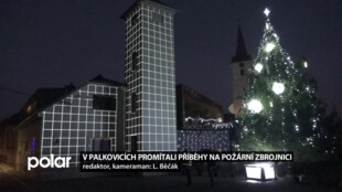 V Palkovicích doprovází prodej vánočních stromků a kaprů videomapping