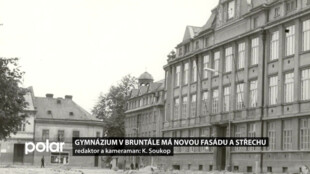 V centru Bruntálu už svítí historické gymnázium v novém kabátě