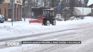 Sněhová nadílka prověřila zimní údržbu komunikací v Rychvaldě