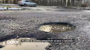 Popraskané chodníky, výtluky na silnicích. Ostrava-Poruba začne s jejich opravami