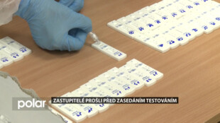 Zastupitelé ve Frýdku-Místku prošli před zasedáním antigenním testováním