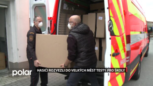 Hasiči rozvezli do velkých měst v kraji 443 tisíc antigenních testů