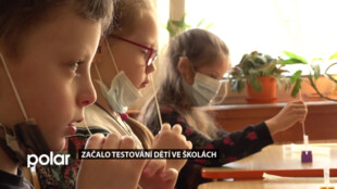 Začalo testování dětí ve školách, pro větší školy je to organizačně náročné