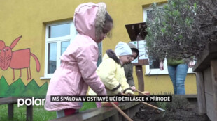 Den bez moderních technologií, hodina denně venku. Děti z MŠ Špálova v Ostravě plní různé výzvy