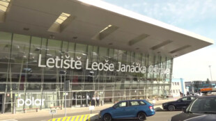 DOPRAVNÍ REVUE: Na Letišti Leoše Janáčka už začala letní charterová sezona, cestující budou moci využít testovací místa na covid