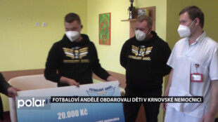 Dětské oddělení krnovské nemocnice dostalo k svátku dětí dar od Fotbalových andělů