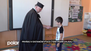 Prvňáci se v distanční výuce naučili číst i psát, díky patří hlavně rodičům