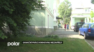 Sanační práce knihovnu nezavřely, nesmí se na hřiště a zahradu