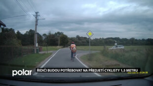 Řidiči budou potřebovat na předjetí cyklisty 1,5 metru, názory na nový předpis jsou různé