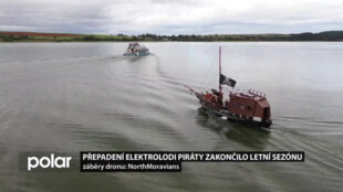 Na Slezské Hartě zakončili letní sezónu. Elektroloď Harta přepadli piráti