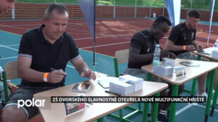 Nové multifunkční hřiště u ZŠ Dvorského v Ostravě-Jihu slavnostně otevřeli profesionální sportovci