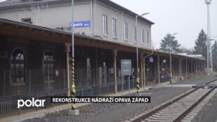 Rekonstrukce nádraží Opava západ za provozu. Cestující musí být opatrní
