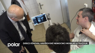 Dárce věnoval havířovské nemocnici vánoční dárek v podobě mobilního ultrazvuku