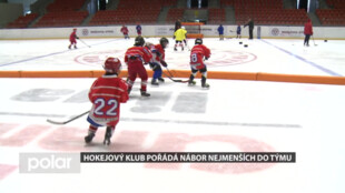 Nejmenší děti ve Frýdku-Místku se mohou pod vedením profesionálů zdarma učit hrát hokej