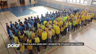 Bruntálští středoškoláci sestavili živou ukrajinskou vlajku, organizují i finanční pomoc