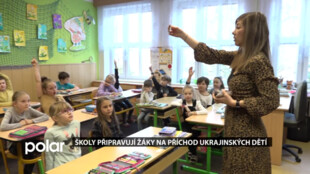 Školy s žáky o situaci na Ukrajině mluví a připravují je na příchod nových dětí