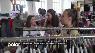 Studenti Slezského gymnázia připravili Jarní bazárek. Výtěžek věnují na pomůcky do ukrajinských škol