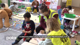 Dobrovolníky začínají nahrazovat profesionálové. Asistenční centrum pro uprchlíky v Ostravě se mění