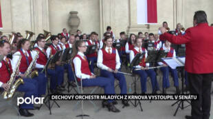 Ve Valdštejnské zahradě pražského senátu vystoupil krnovský Dechový orchestr mladých. Oslavil tak svoje šedesátiny.