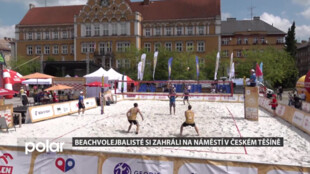 Špičkoví beachvolejbalisté hráli na náměstí v Českém Těšíně v rámci turnaje Plaża Open