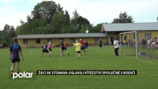 Žáci SK Stonava oslavili vítězství společně s rodiči