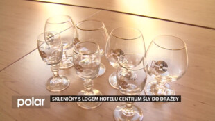 Frýdek-Místek draží památné skleničky s logem hotelu Centrum