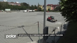 Sportovci v Novém Jičíně vyběhnou na nový umělý trávník