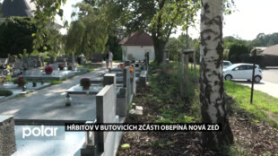 Nová kamenná zeď obepíná hřbitov ze dvou stran, zadní část čeká na projekt rozšíření