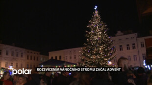 Rozsvícení vánočního stromu si ve Frýdku-Místku nenechaly ujít tisíce lidí