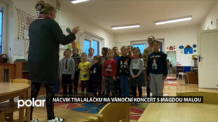 BEZ KOMENTÁŘE: studénecký Tralaláček nacvičuje na vystoupení s Magdou Malou