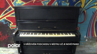 Ve Frýdku-Místku už mají nové piano, po jeho zničení vandalem se ozvala řada dárců